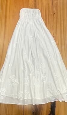 NEW Strapless Embroidered dress Small S Victoria’s Secret White Night Cruise